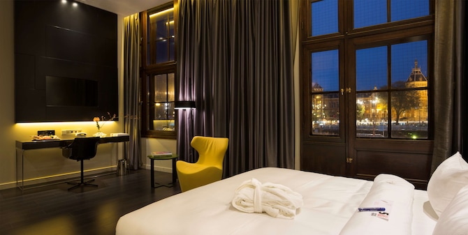 art'otel amsterdam - Guest room