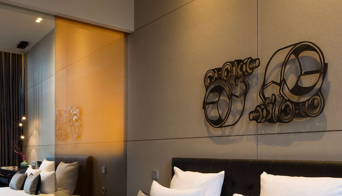 art'otel amsterdam - Guest room