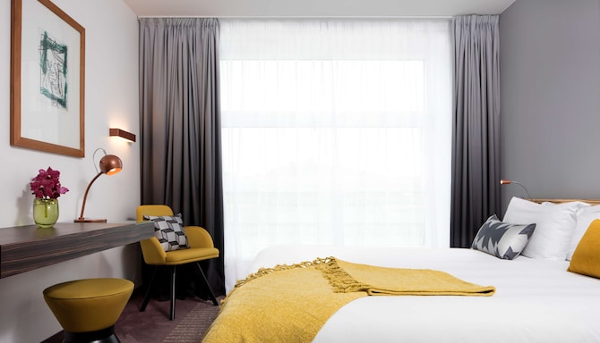 art'otel Berlin Mitte - Gastenkamer