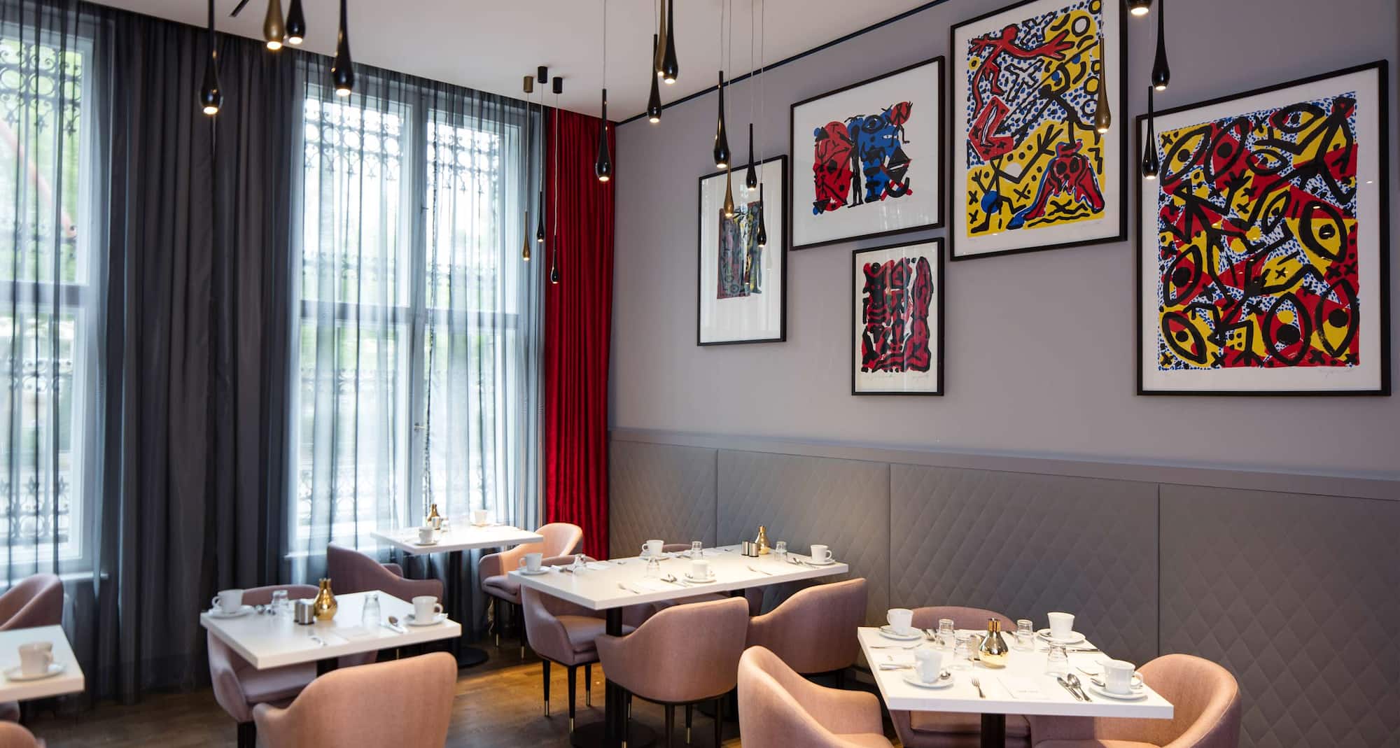 art otel Berlin Mitte - Upside Down Bar and Restaurant