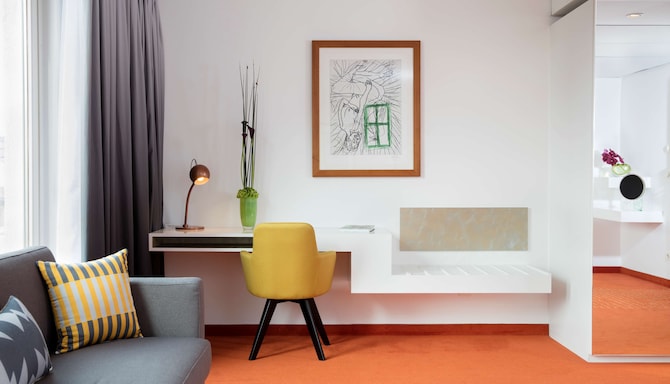 art'otel Berlin Mitte - Suite