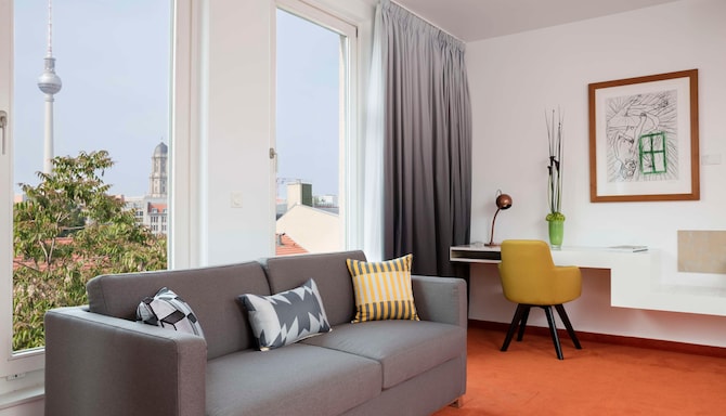 art'otel Berlin Mitte - Suite