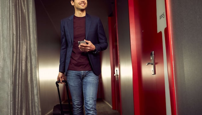 art’otel Contactless Experience – Express Check-out