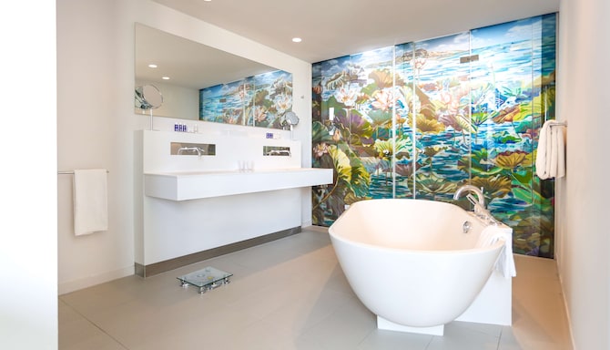 art'otel Cologne - حمام الجناح