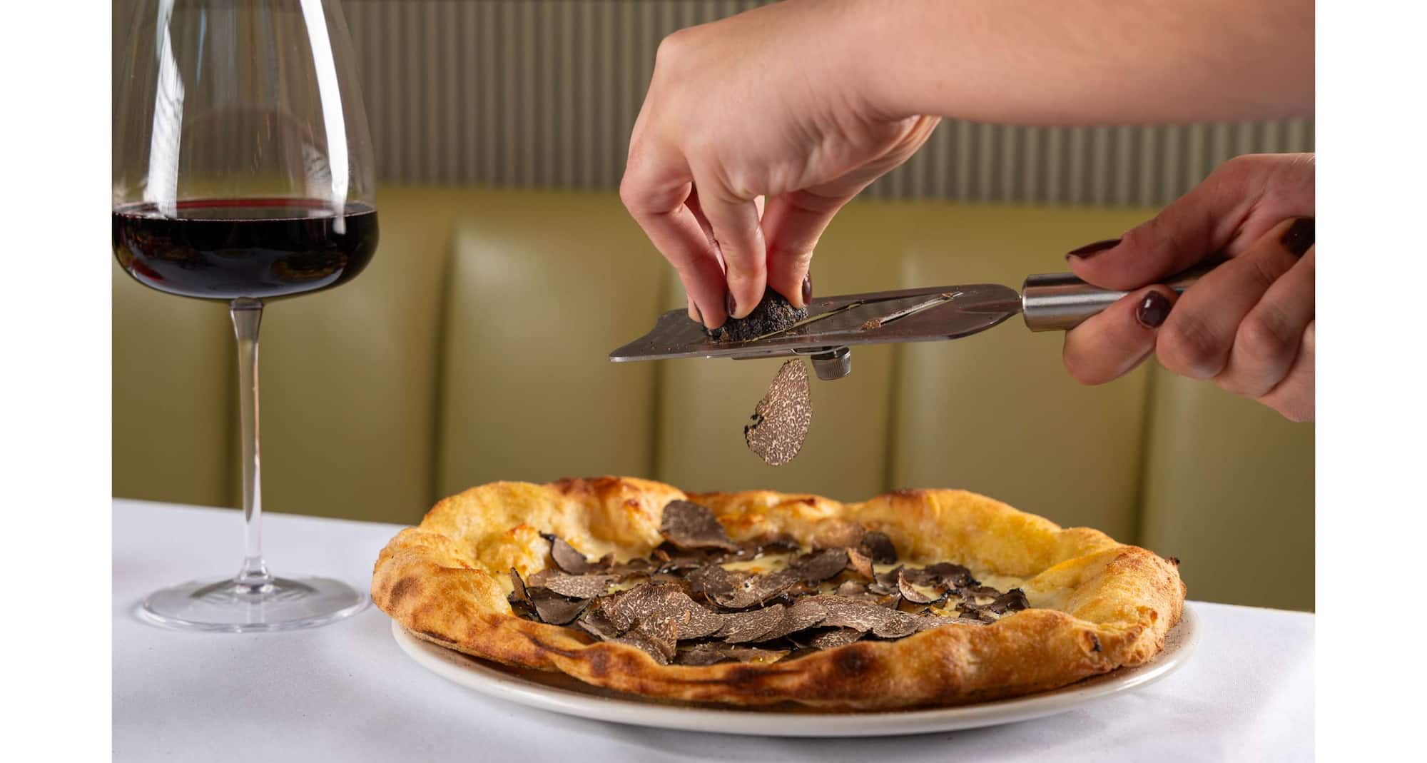 art otel London Battersea Power Station - TOZI Truffle Pizza