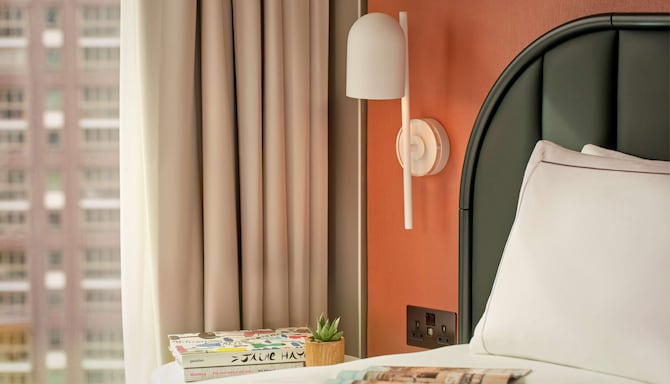 art'otel London Battersea Power Station - غرفة ضيوف