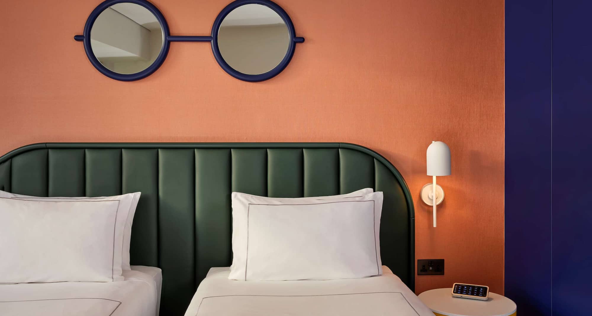 art'otel London Battersea Power Station - ArtRoomPlusTwin Headboard