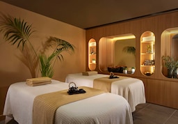 art otel London Battersea Power Station - SPA