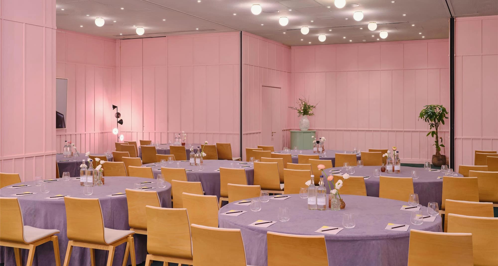 art otel London Battersea Power Station - Conference Room - Creative 1-3 Cabaret