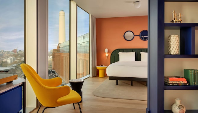 art'otel London Battersea Power Station - Masterpiece suite  habitación