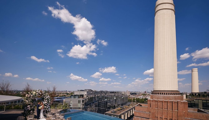 art otel London Battersea Power Station - Wedding - Rooftop Ceremony