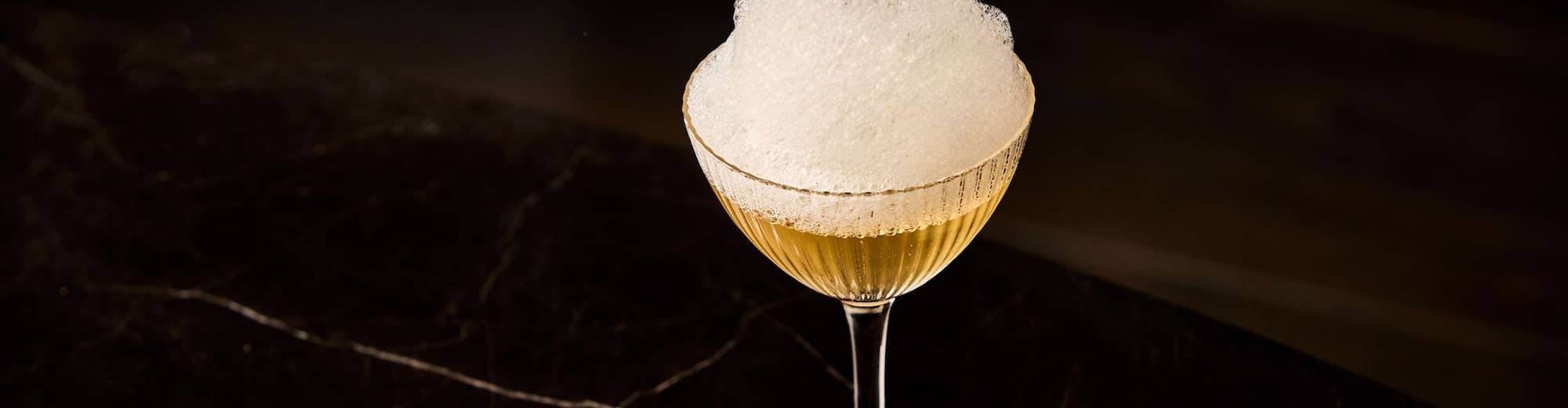 art'otel London Hoxton - The Brush - Shades of Champagne