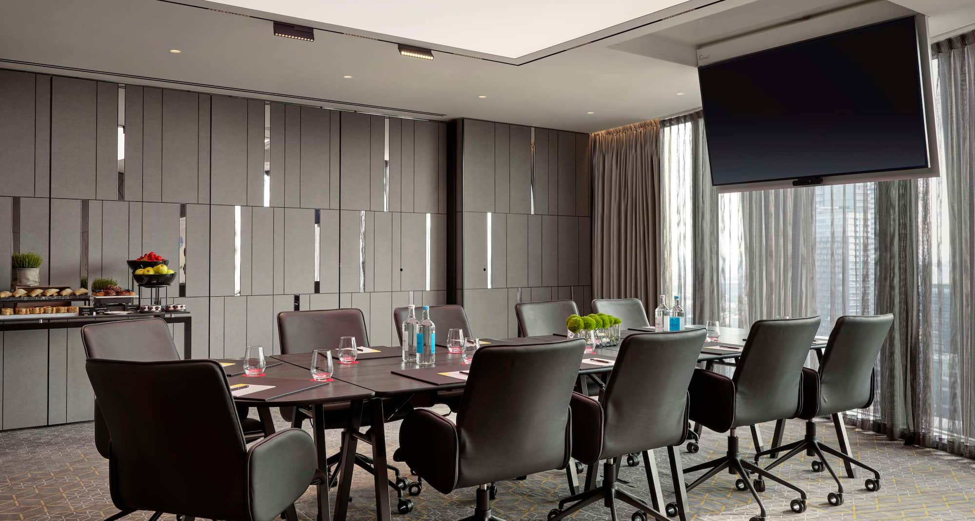 art’otel London Hoxton - Creative Rooms 7 Boardroom