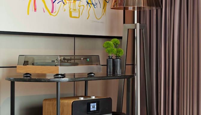 art’otel London Hoxton - Ausstattung der Suite