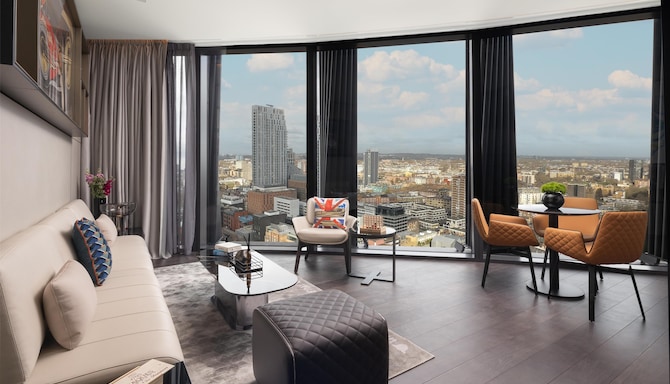 art’otel London Hoxton - Suite