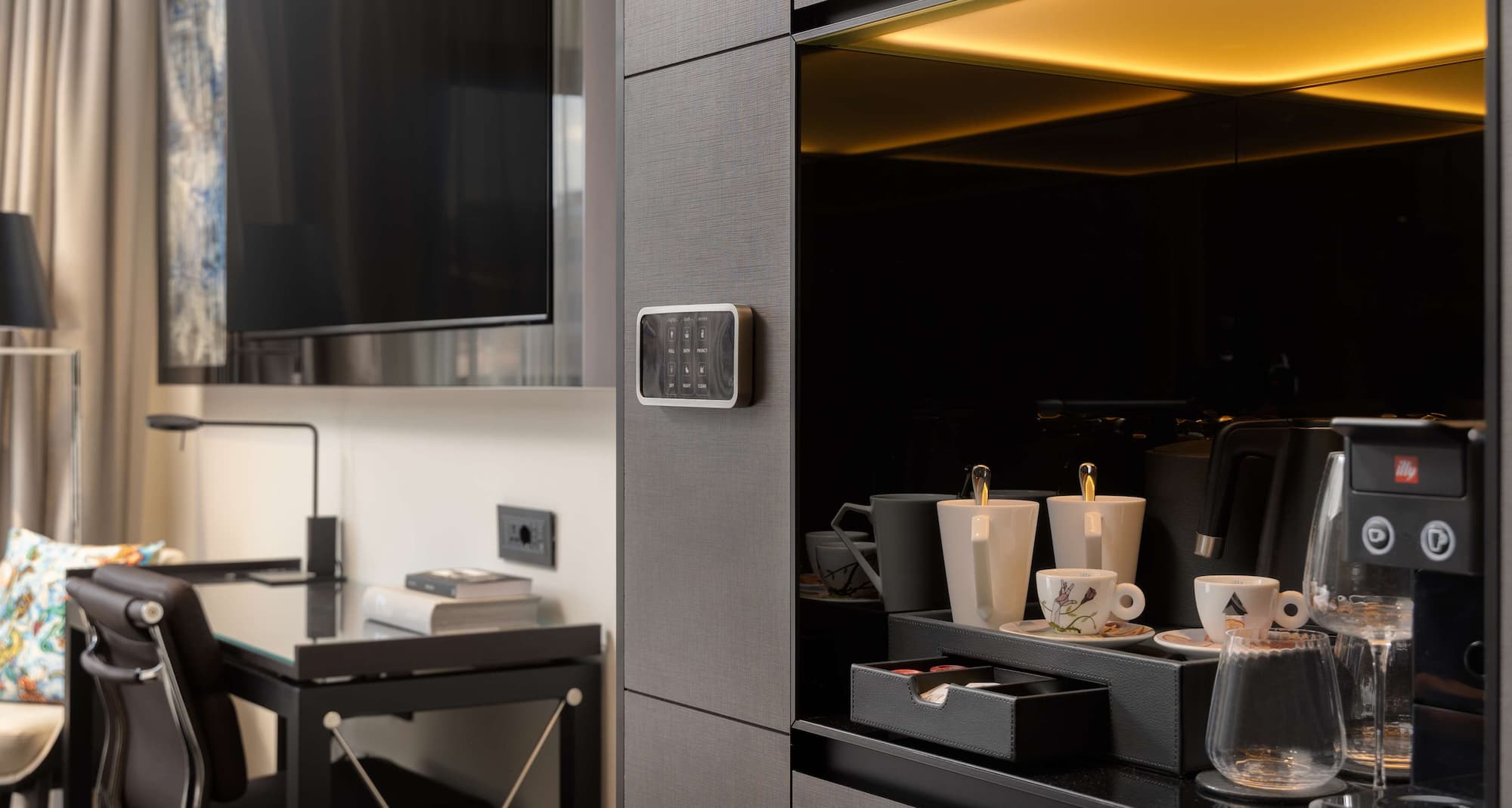 art’otel Rome Piazza Sallustio - guest-stanza-audio/visual