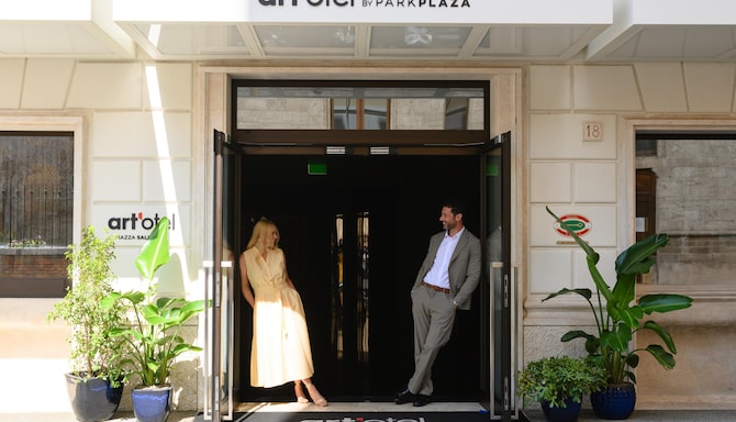 art’otel Rome Piazza Sallustio - art otel Rome entrance lifestyle