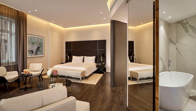 art otel Zagreb - Junior suite