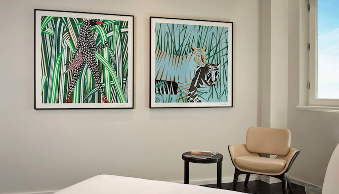 art'otel Zagreb - Vista del vestíbulo