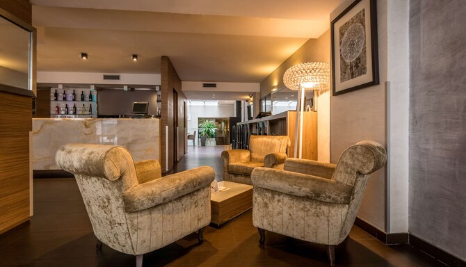 Belgrade Art Hotel, a Member of Radisson Individuals - Bar