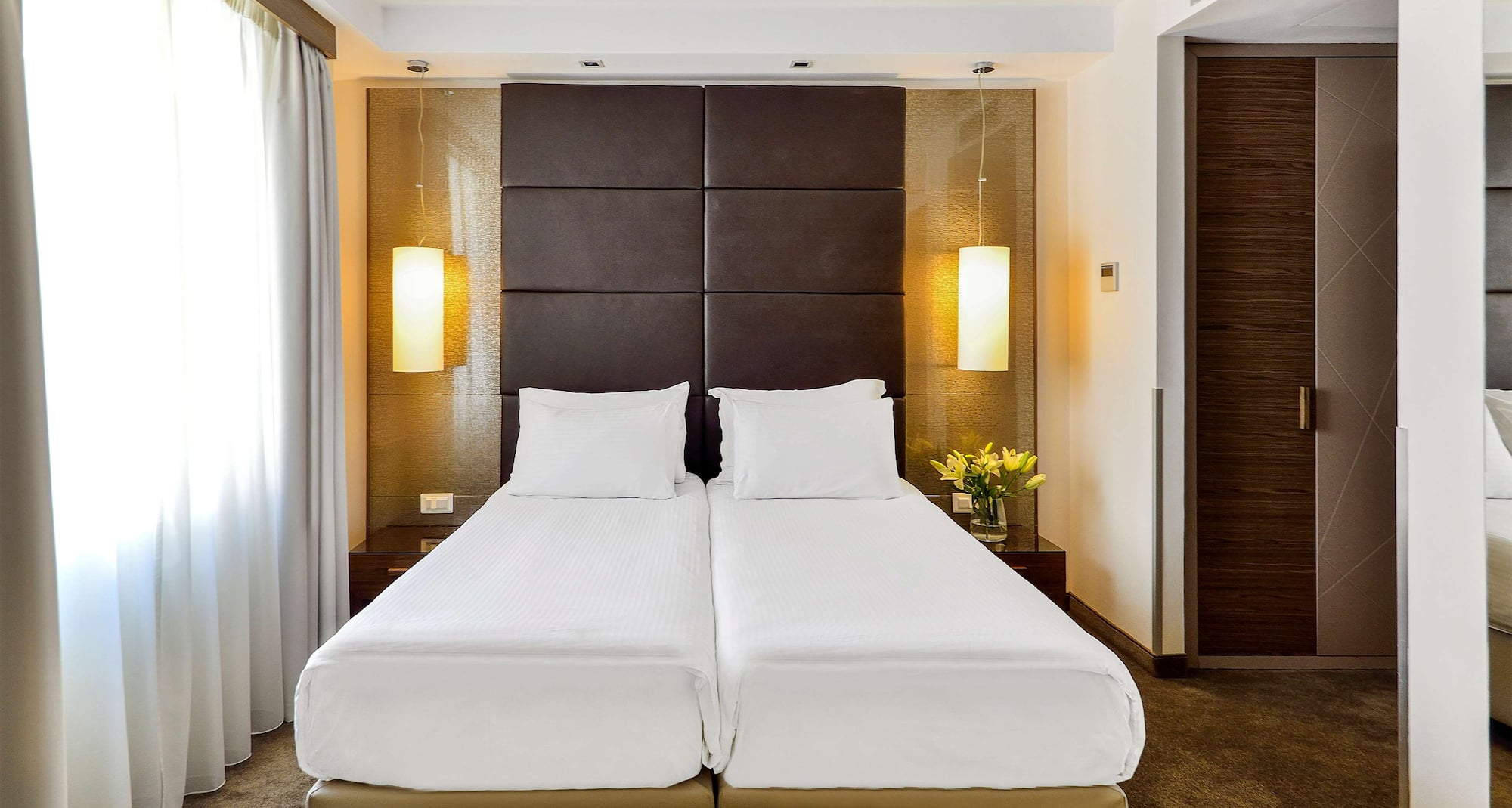 Belgrade Art Hotel, a member of Radisson Individuals - Standard Room & Superior Room