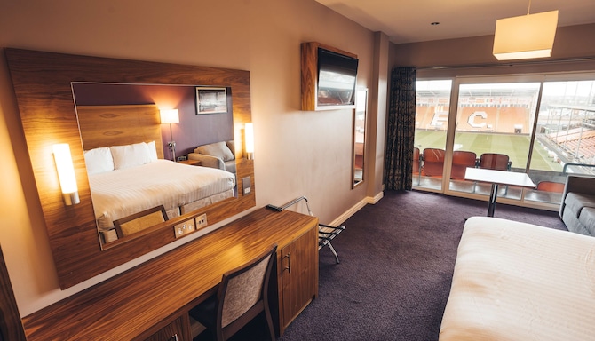 Blackpool FC Stadium Hotel, a member of Radisson Individuals - Superior Room with pitch view