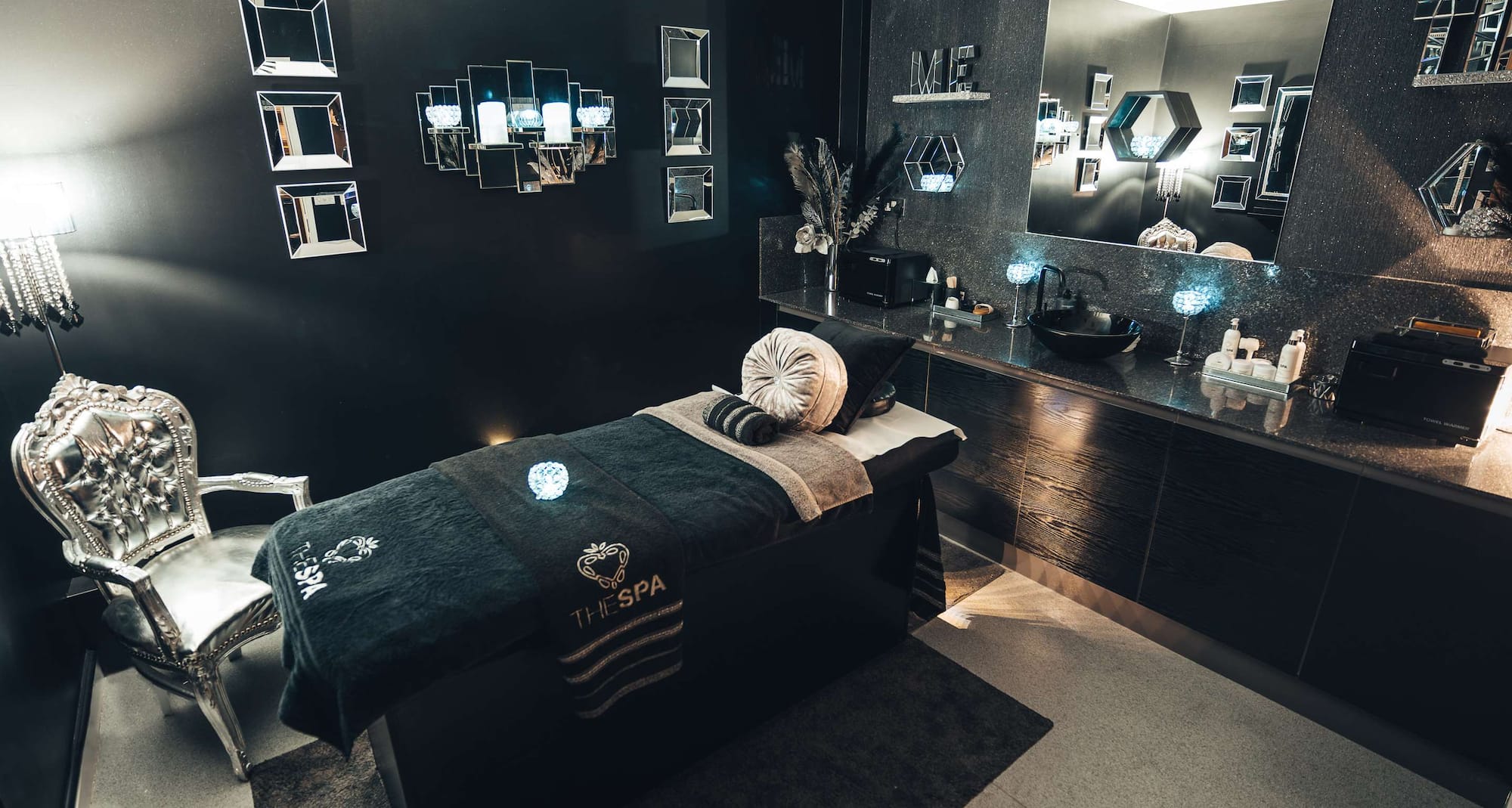 Blackpool FC Stadium Hotel, a member of Radisson Individuals - Spa treatment room