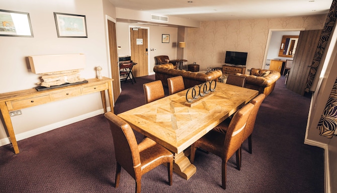 Blackpool FC Stadium Hotel, a member of Radisson Individuals - Bloomfield Suite