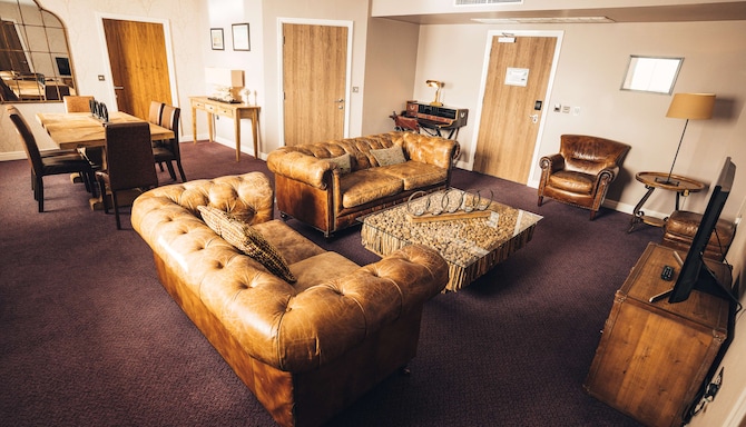 Blackpool FC Stadium Hotel, a member of Radisson Individuals - Bloomfield Suite