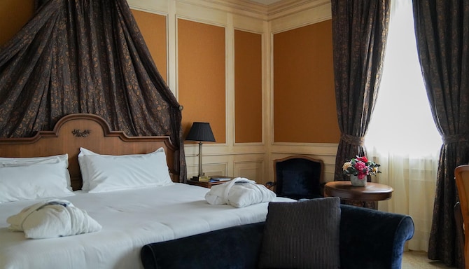 Blau Gran Hotel Las Caldas, a member of Radisson Individuals - Premium Suite