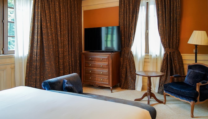 Blau Gran Hotel Las Caldas, a member of Radisson Individuals - Suite - One Bedroom traditional decoration