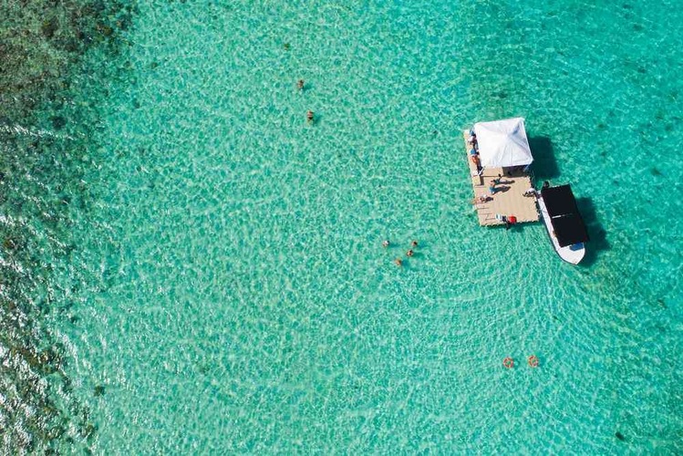 Blog images - Mauritius resort jump off platform - Dive into the blue with a new resort experience