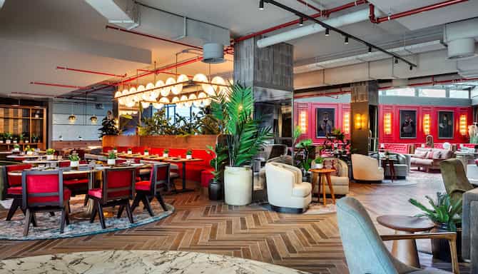 Lobby - 3 reasons why Radisson RED Madrid is THE place to stay