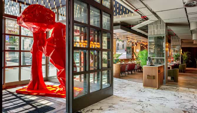 Lobby - 3 reasons why Radisson RED Madrid is THE place to stay