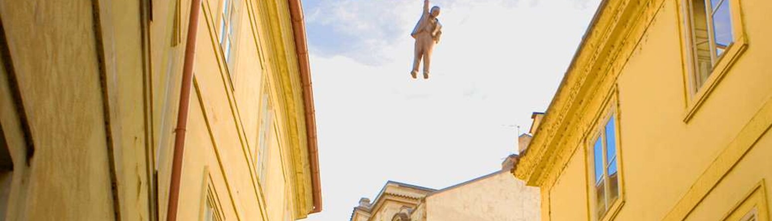 Man Hanging Out Statue - 7 Unexpected Things to do in Prague's Old Town