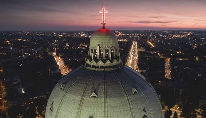 Blog images - Basilique de Koekelberg from drone - Brussels through the eyes of urban photographer Sébastien Nagy