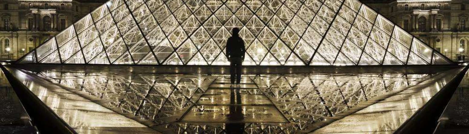 Blog images - Louvre pyramid by Sebastien Nagy - The City of Lights like you´ve never seen it before