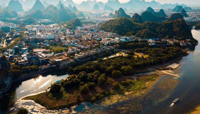 South China Karst Rock Formations - Discover Asia's Rich History and Captivating Culture