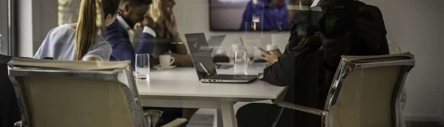 Blog images - Hybrid meetings - What happens when innovative design meets business?