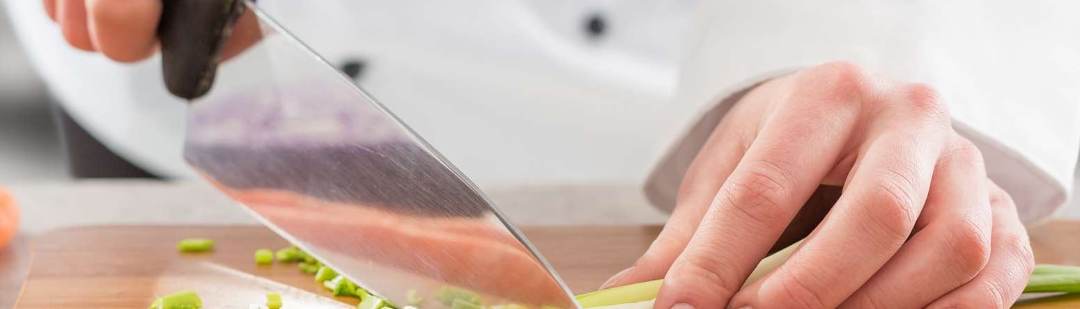 Blog images - Hands cooking (2) - Reduce food- footprint