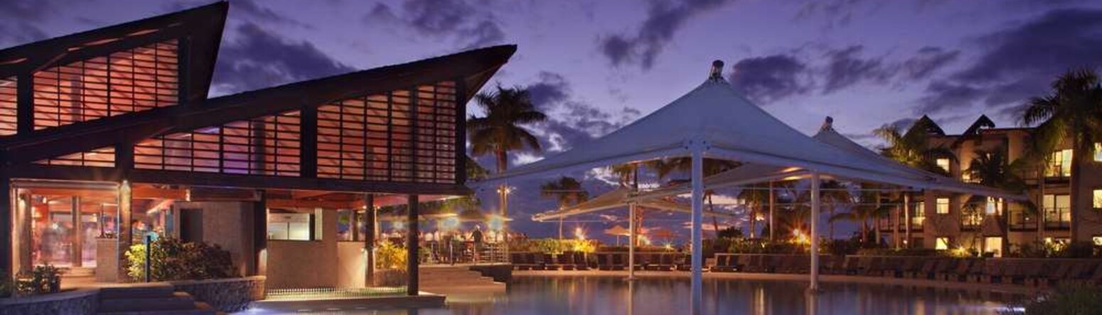Radisson Blu Resort Fiji Pool - 5 Dreamy Resort Destinations in Asia Pacific