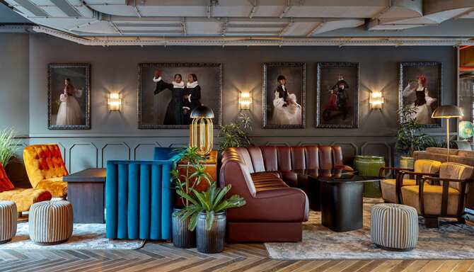 Restaurant - 3 reasons why Radisson RED Madrid is THE place to stay