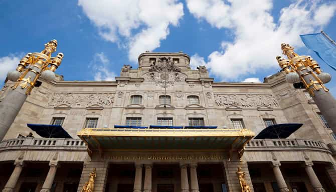 Blog images - 2023 - dancing queen royal dramatic theatre