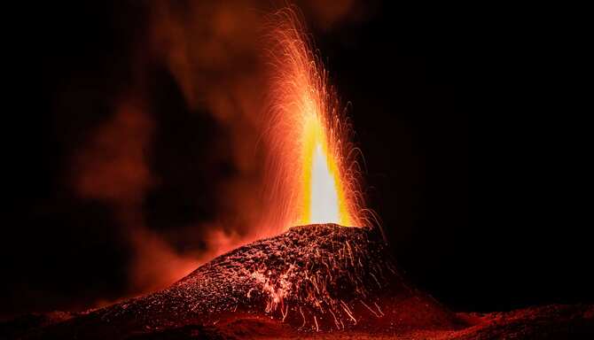 Blog images - 2023 - Experience Life on a Volcanic Island