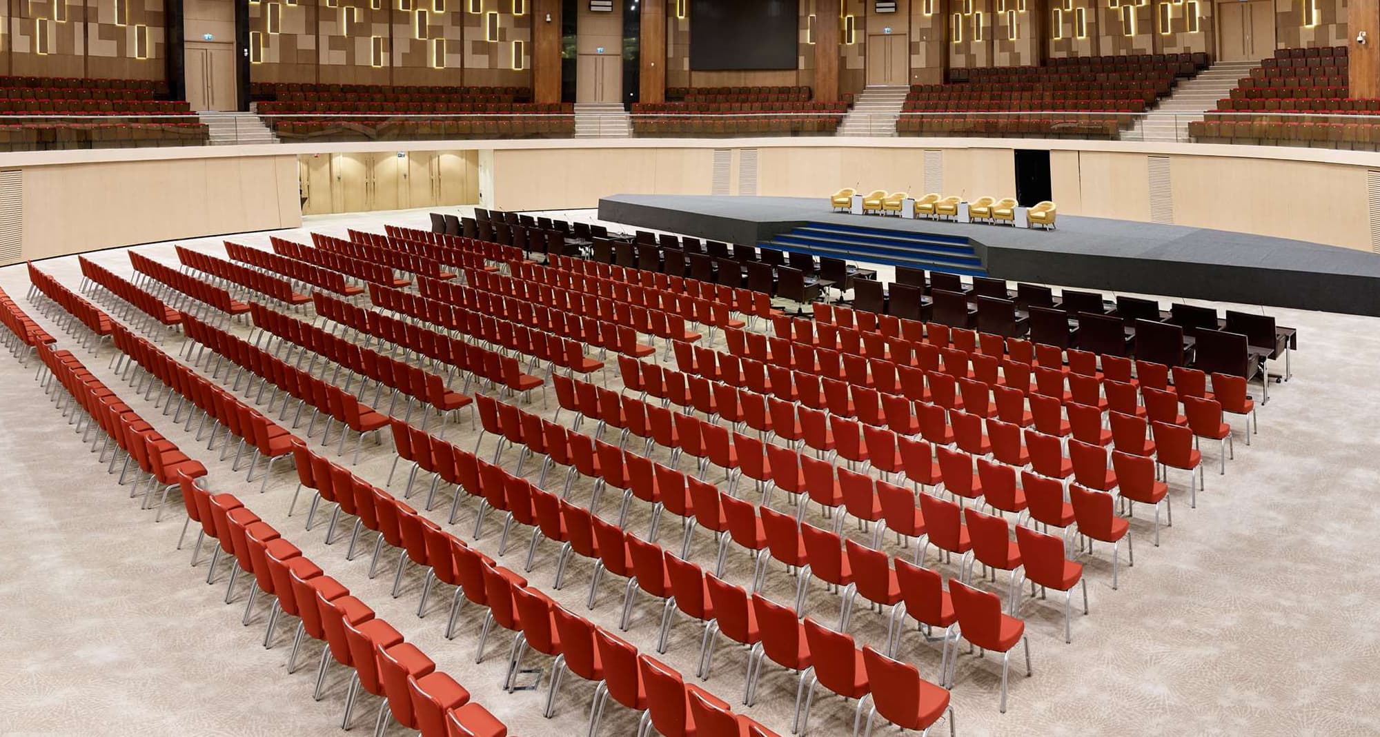 Blog images - 2023 - How to make the most of large conference venues Meeting Auditorium