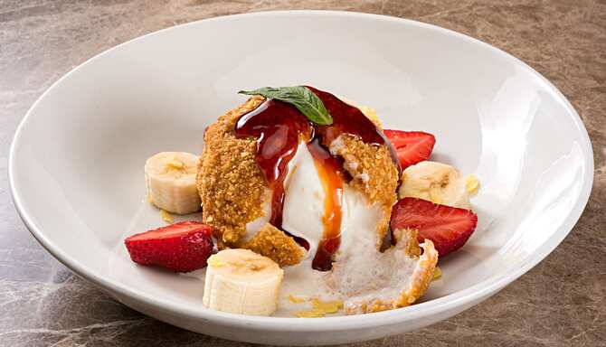 Blog images - Things you should know about Kaş, Turkey - fried ice cream