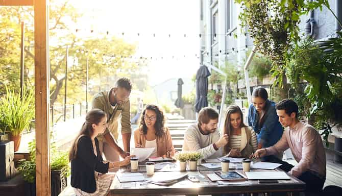 Blog images - Healthy Traveler Report - greenery