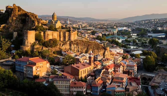 Blog images - 2023 - Discover the History and Modern Culture of Tbilisi - sunset in Tbilisi