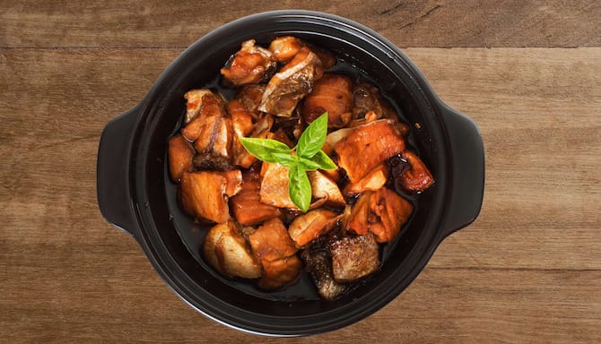 Blog images - 2023 - Caramelized Cobia fish in claypot
