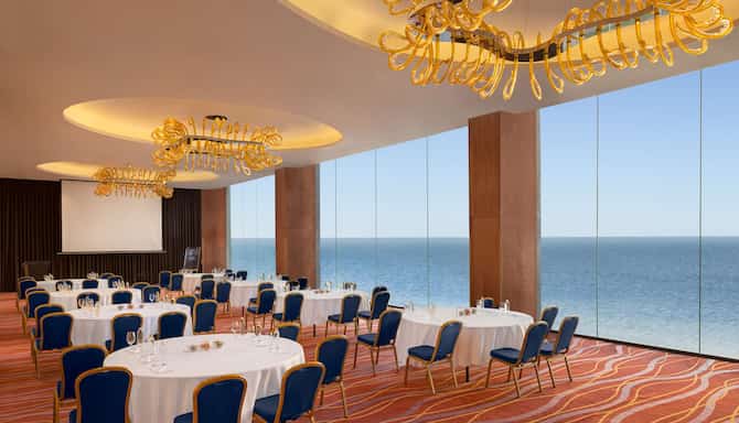 Blog images - 2024 - Exploring Radisson Hotel Colombo A Magnificent Stay in the Heart of Sri Lanka s Capital Destination